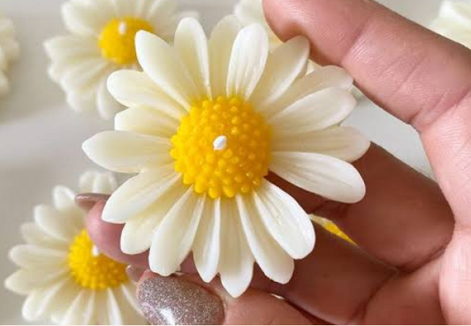 Daisy Floating Candle
